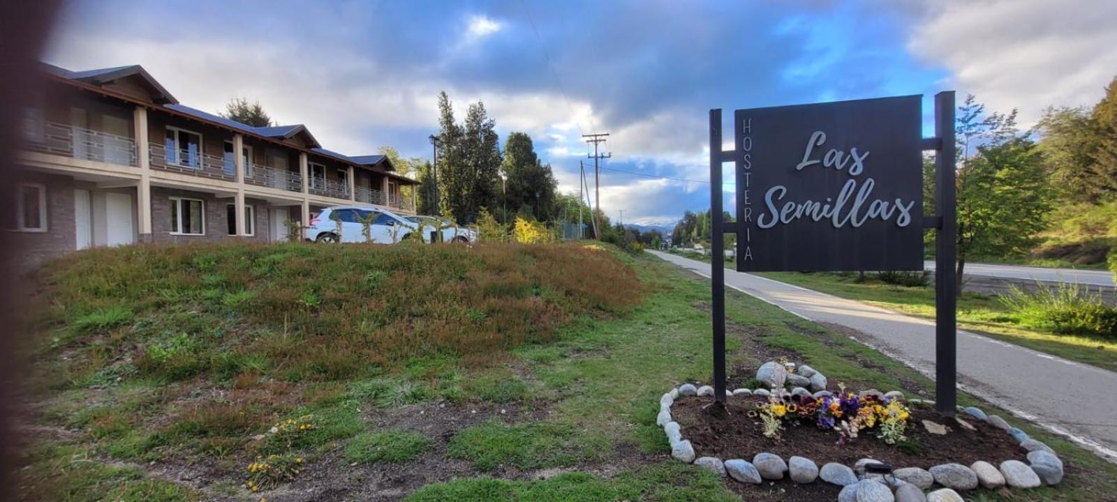 Hosteria Las Semillas Villa La Angostura Bagian luar foto
